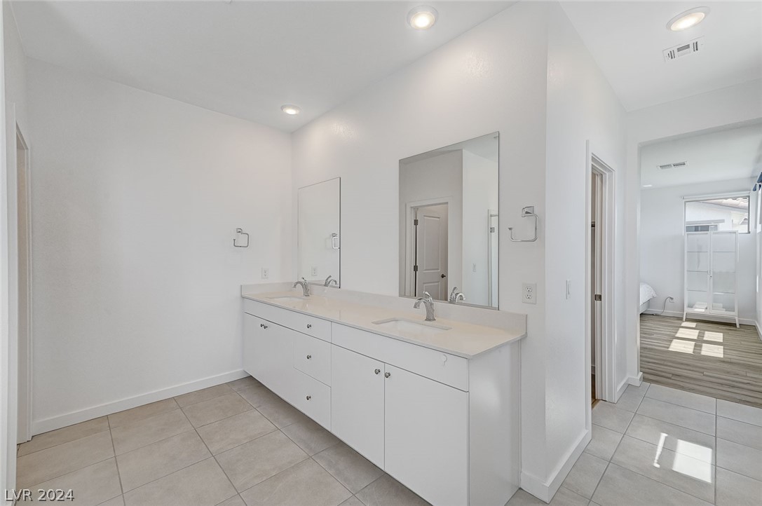 705 Everett Ridge Avenue North Las Vegas, NV 89084 - Photo 43 of 57