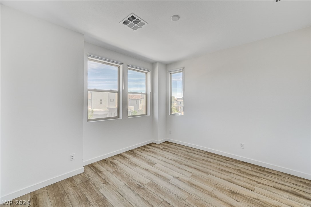 705 Everett Ridge Avenue North Las Vegas, NV 89084 - Photo 49 of 57