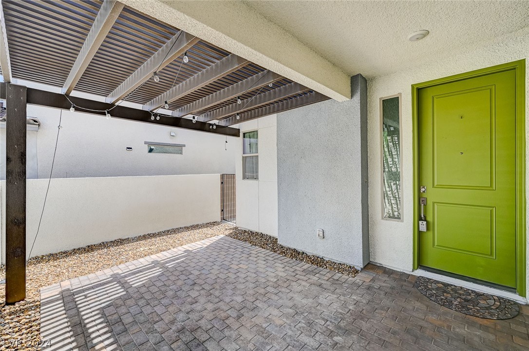 705 Everett Ridge Avenue North Las Vegas, NV 89084 - Photo 5 of 57