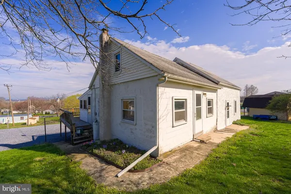 $395,000 | 11 Witwer Lane, Fleetwood, PA 19522