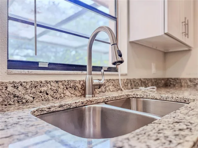 $474,900 | 2507 Creekview Circle, Oviedo, FL 32765