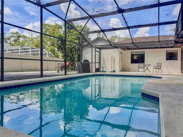 $474,900 | 2507 Creekview Circle, Oviedo, FL 32765