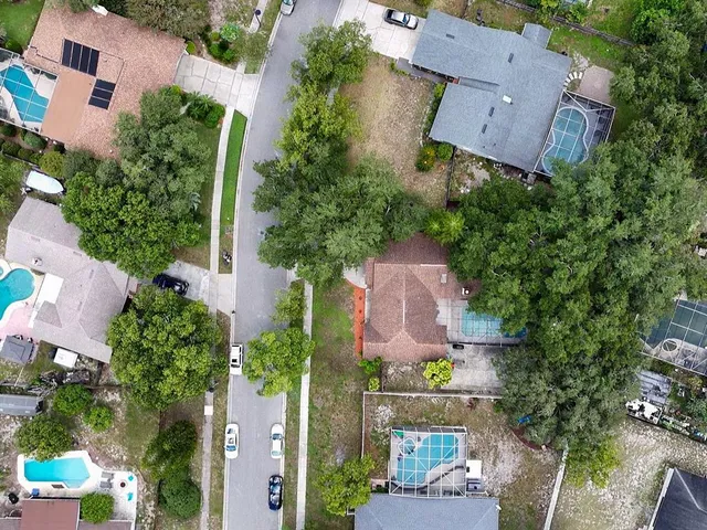 $474,900 | 2507 Creekview Circle, Oviedo, FL 32765