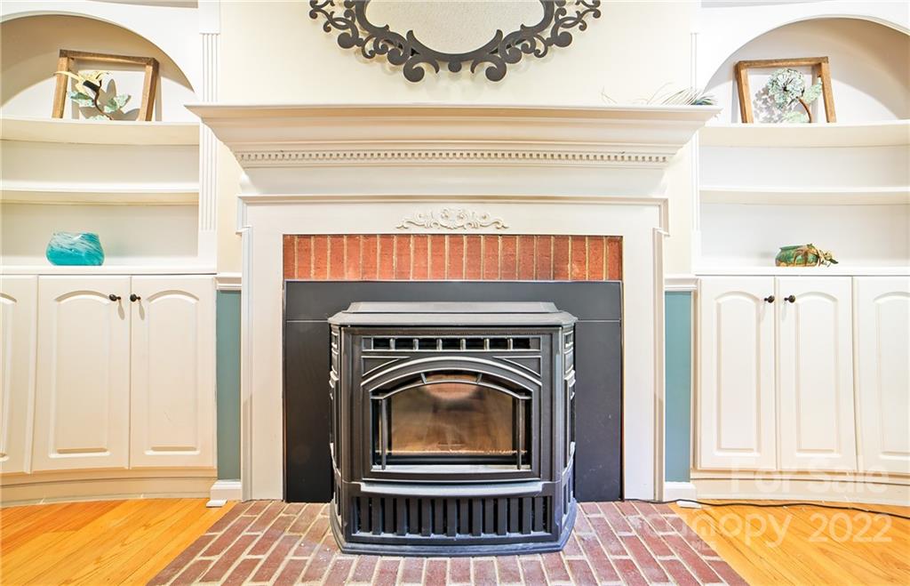 94 Morgan Branch Estate Road Candler, NC 28715 - Photo 13 of 37 Gallery Image 13