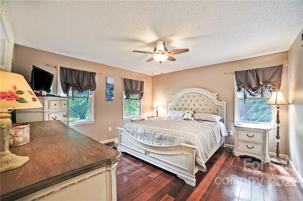 94 Morgan Branch Estate Road Candler, NC 28715 - Photo 14 of 37 Gallery Image 14