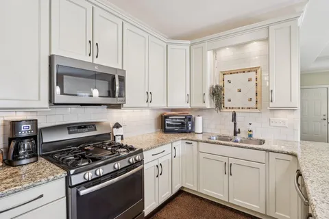 $579,000 | 656 Baker Street, Walworth, WI 53184