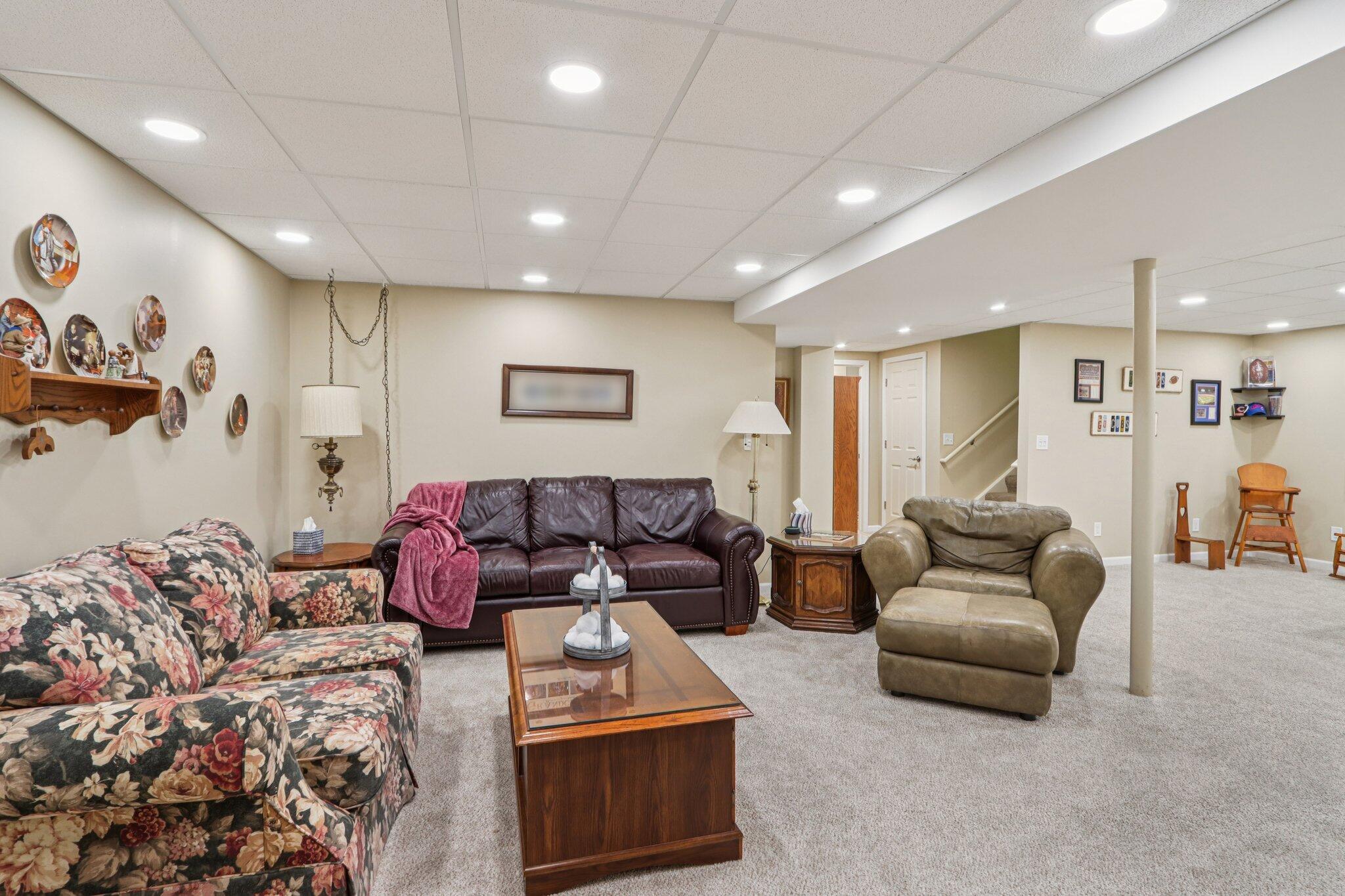 656 Baker Street Walworth, WI 53184 - Photo 29 of 45 Family room