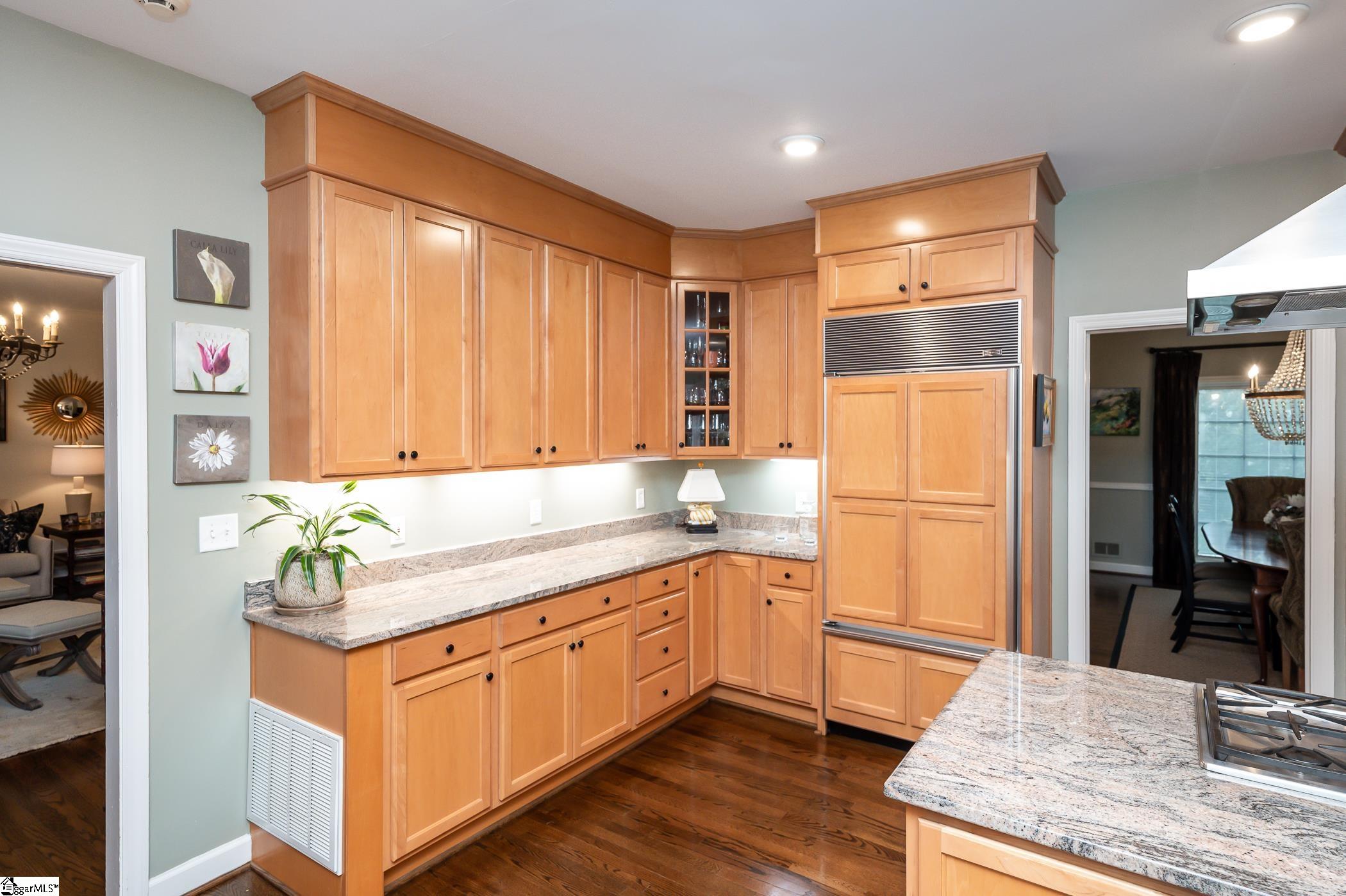 4 Barksdale Road Greenville, SC 29607 - Photo 14 of 36