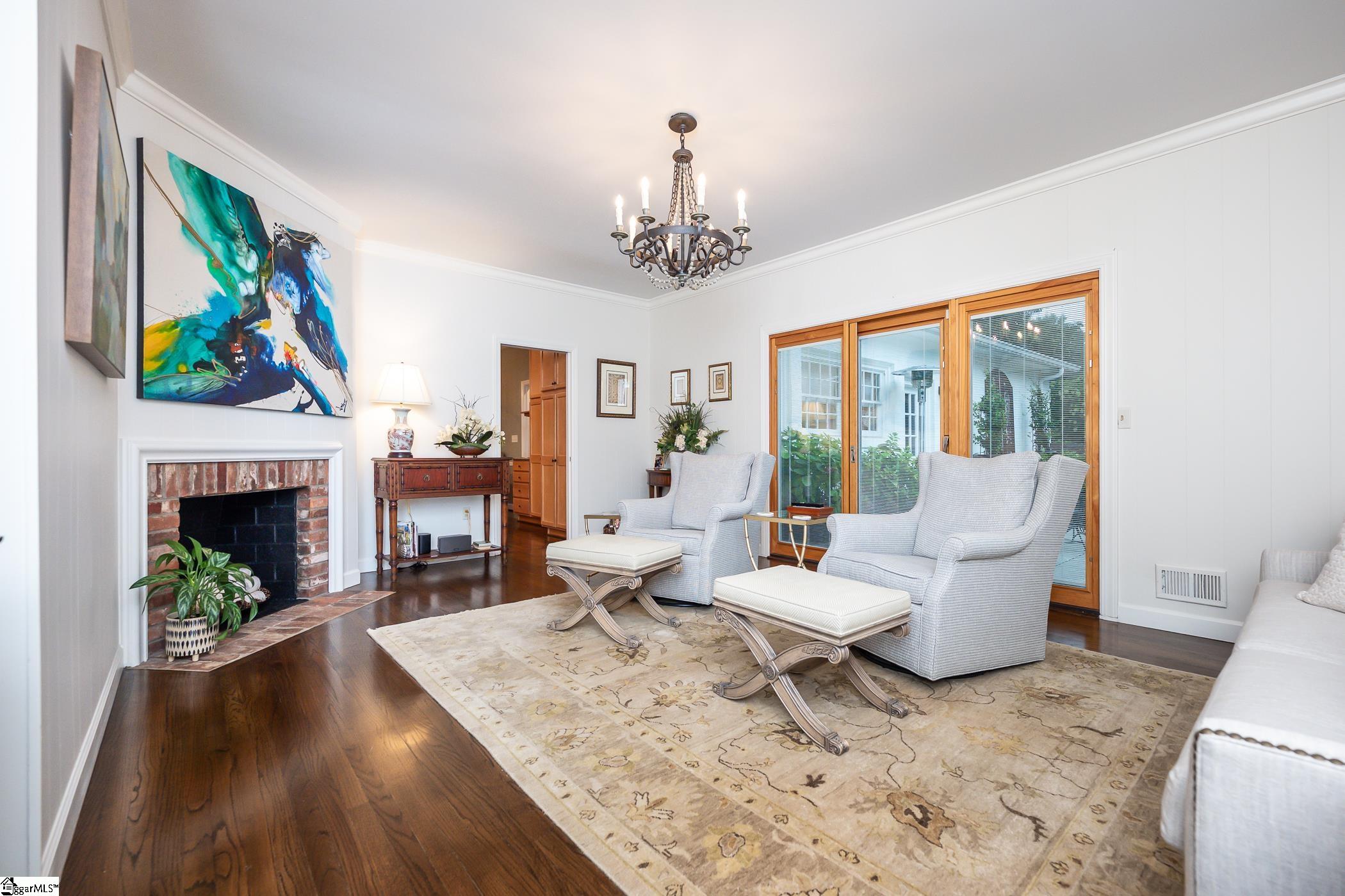 4 Barksdale Road Greenville, SC 29607 - Photo 7 of 36