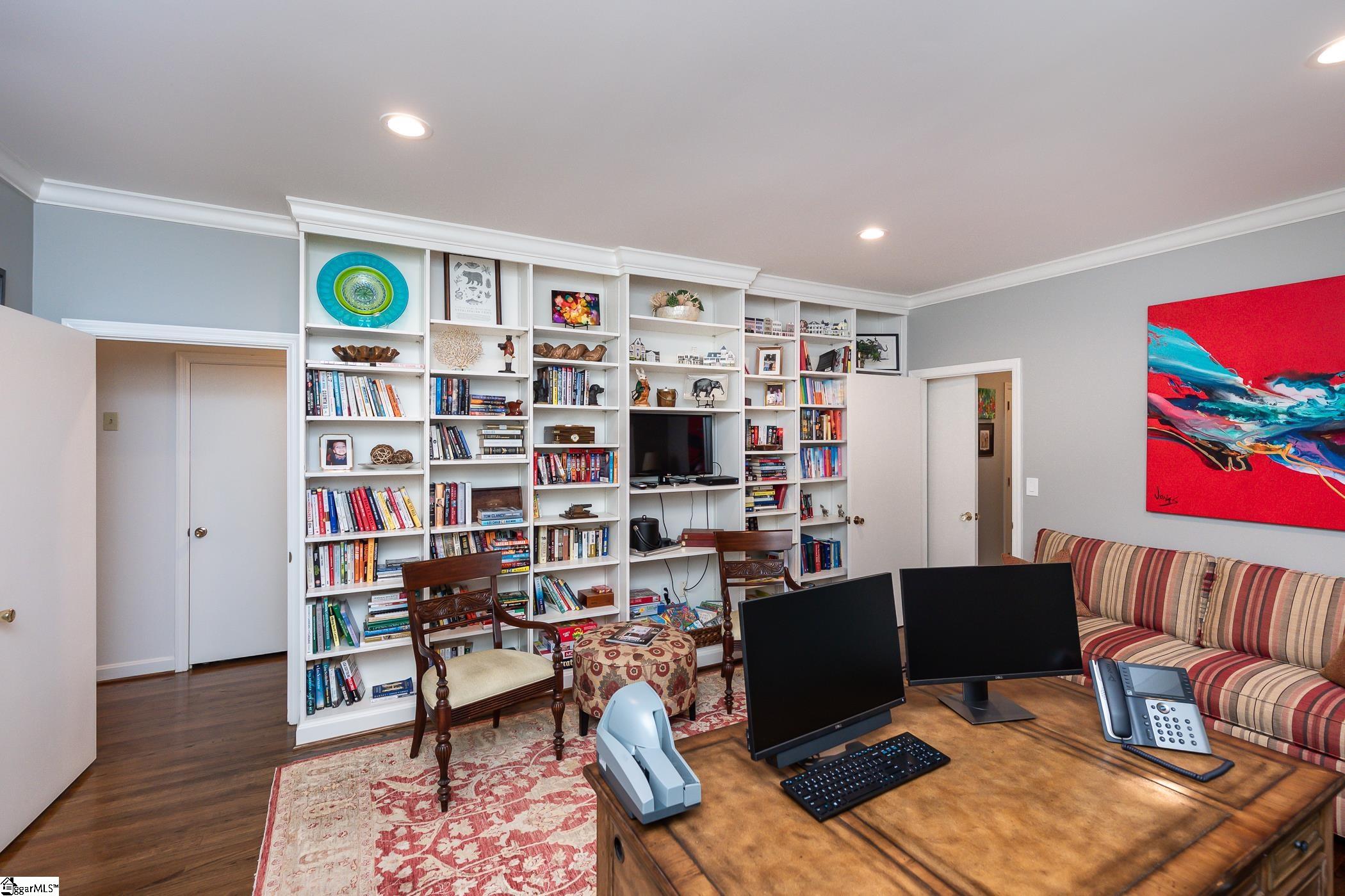 4 Barksdale Road Greenville, SC 29607 - Photo 10 of 36