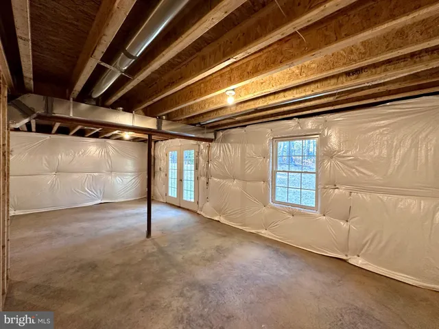 a view of a backyard of the house