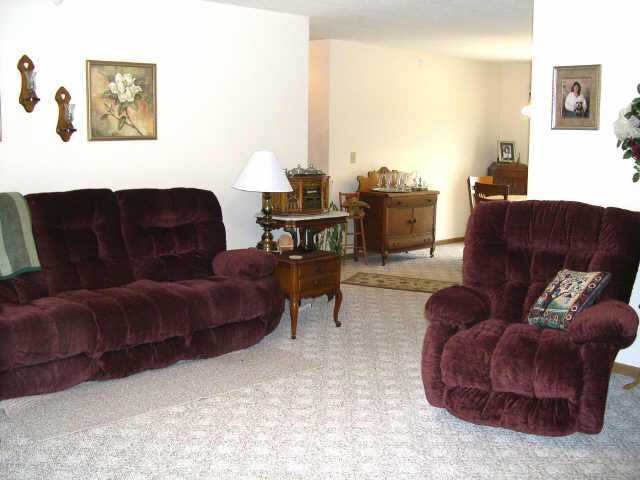 8926 Lake Drive Road Heath, OH 43056 - Photo 2 of 9