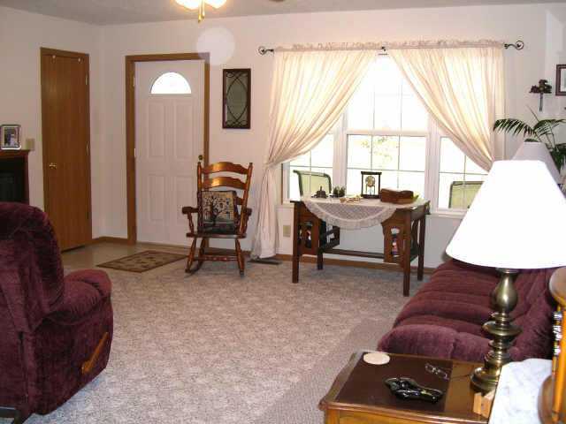 8926 Lake Drive Road Heath, OH 43056 - Photo 3 of 9
