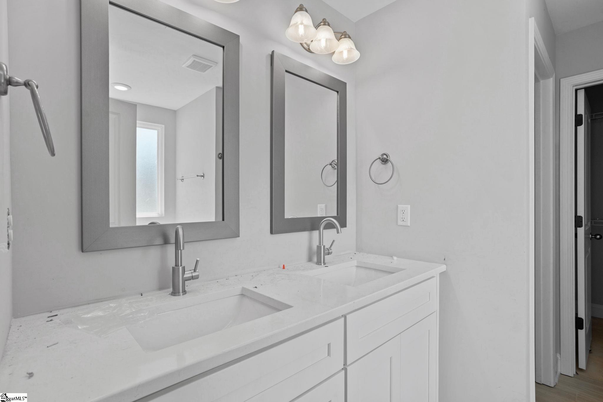 217 Buckingham Road Duncan, SC 29334 - Photo 14 of 21