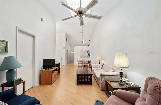 $174,900 | 907 Southwest 51 Way, Gainesville, FL 32607