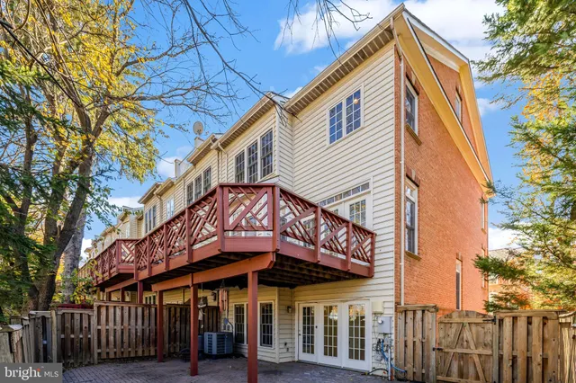 $4,750 | 8030 Kidwell Town Court, Vienna, VA 22182