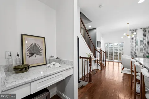 $640,000 | 1602 Rampart Mews, Baltimore, MD 21230