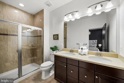 $640,000 | 1602 Rampart Mews, Baltimore, MD 21230