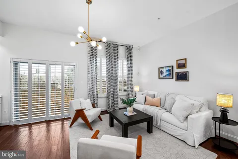 $640,000 | 1602 Rampart Mews, Baltimore, MD 21230