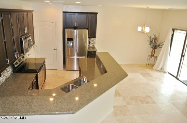 4249 North Golden Ridge Lane Tucson, AZ 85718 - Photo 2 of 17