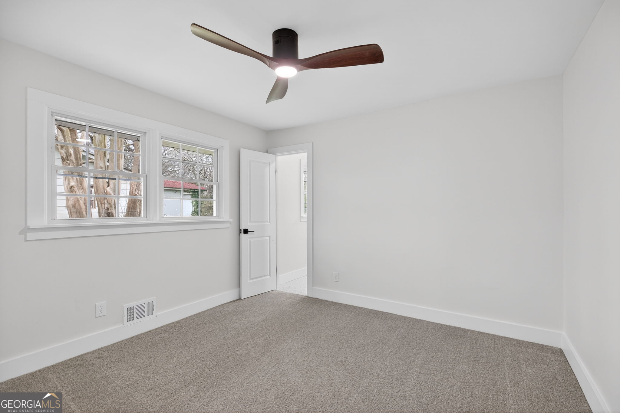 926 Green Valley Road Southwest Mableton, GA 30126 - Photo 8 of 23 Gallery Image 8