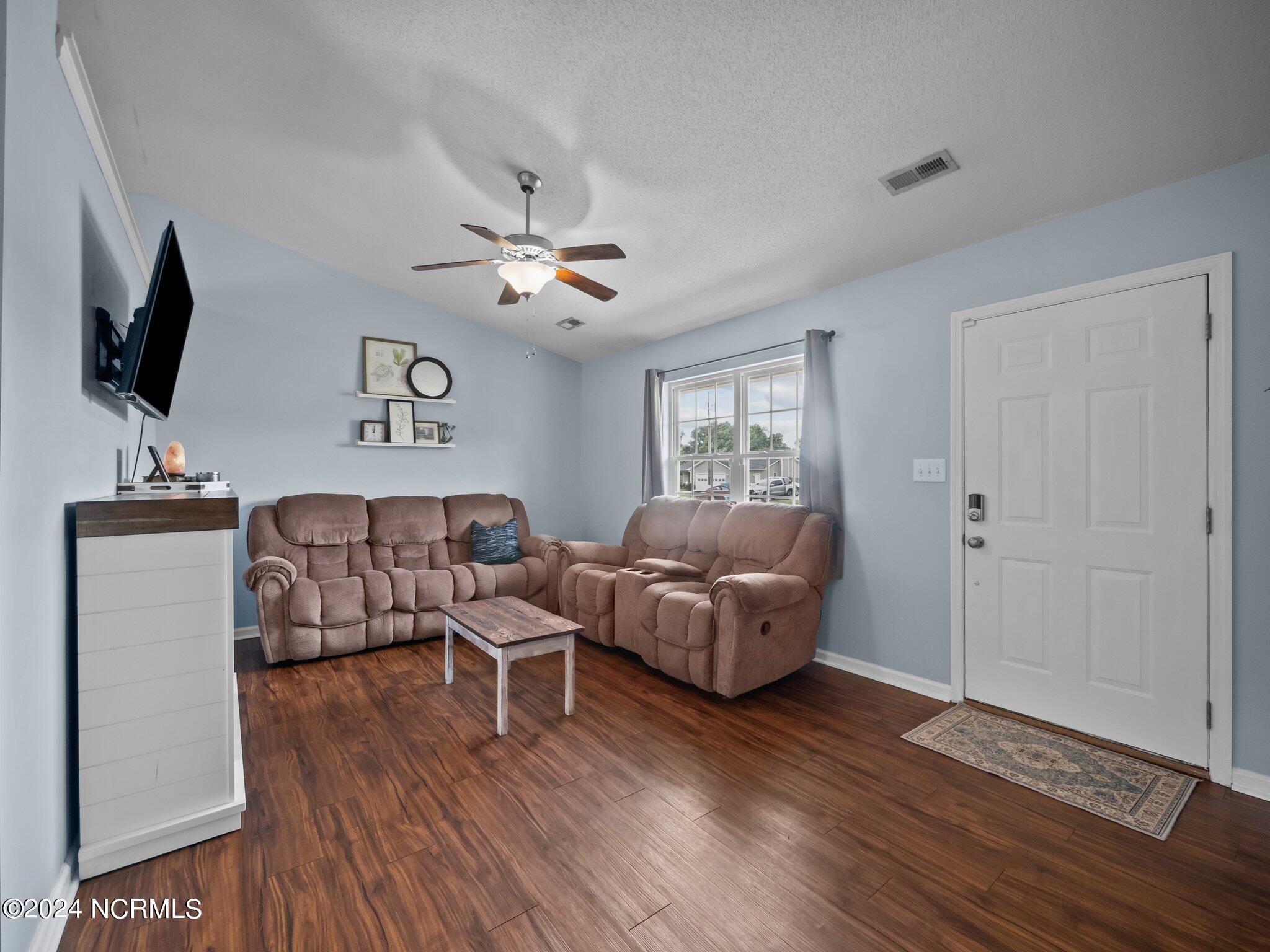 205 Hackney Ridge Lane Jacksonville, NC 28540 - Photo 8 of 89 8