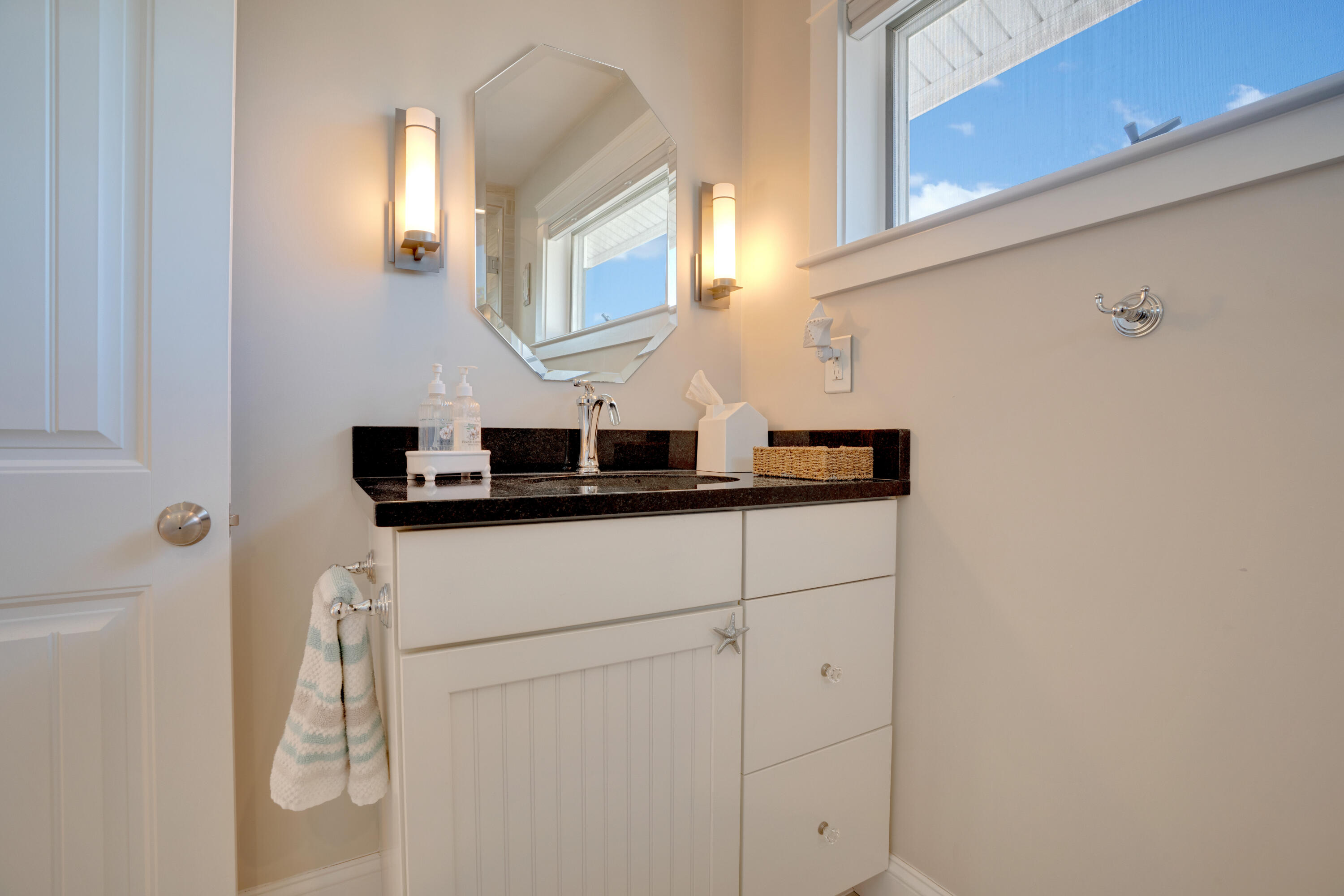 18 Porter Road Ocean Park, ME 04063 - Photo 28 of 41 top floor bathroom