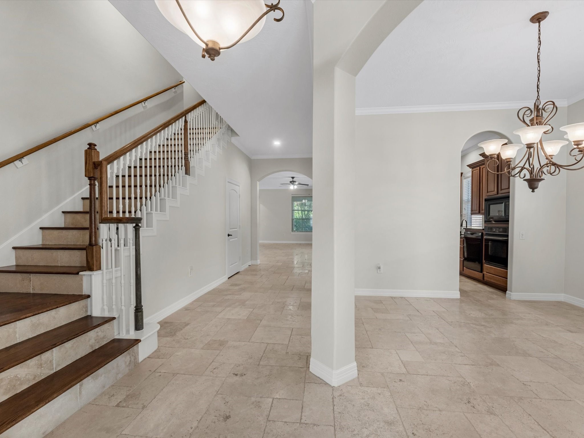 31 Tarrytown Way Conroe, TX 77384 - Photo 6 of 41 a view of a hallway view with staircase