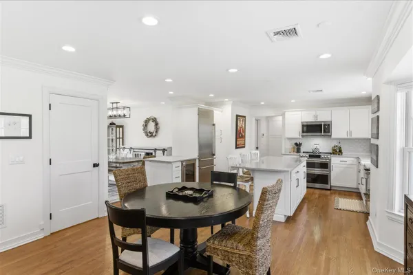 $1,299,000 | 58 Heritage Lane, Aquebogue, NY 11901