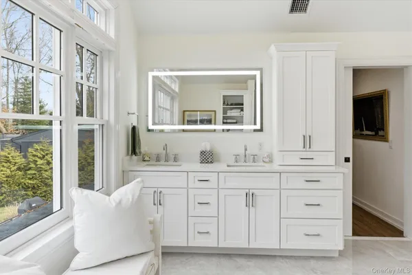 $1,299,000 | 58 Heritage Lane, Aquebogue, NY 11901