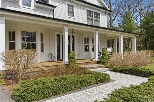$1,299,000 | 58 Heritage Lane, Aquebogue, NY 11901