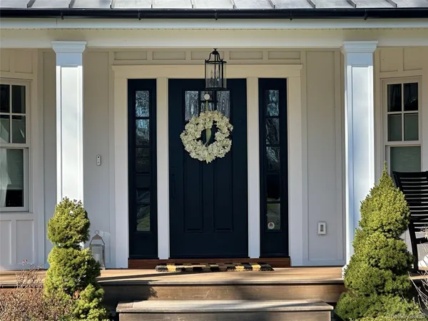 $1,299,000 | 58 Heritage Lane, Aquebogue, NY 11901