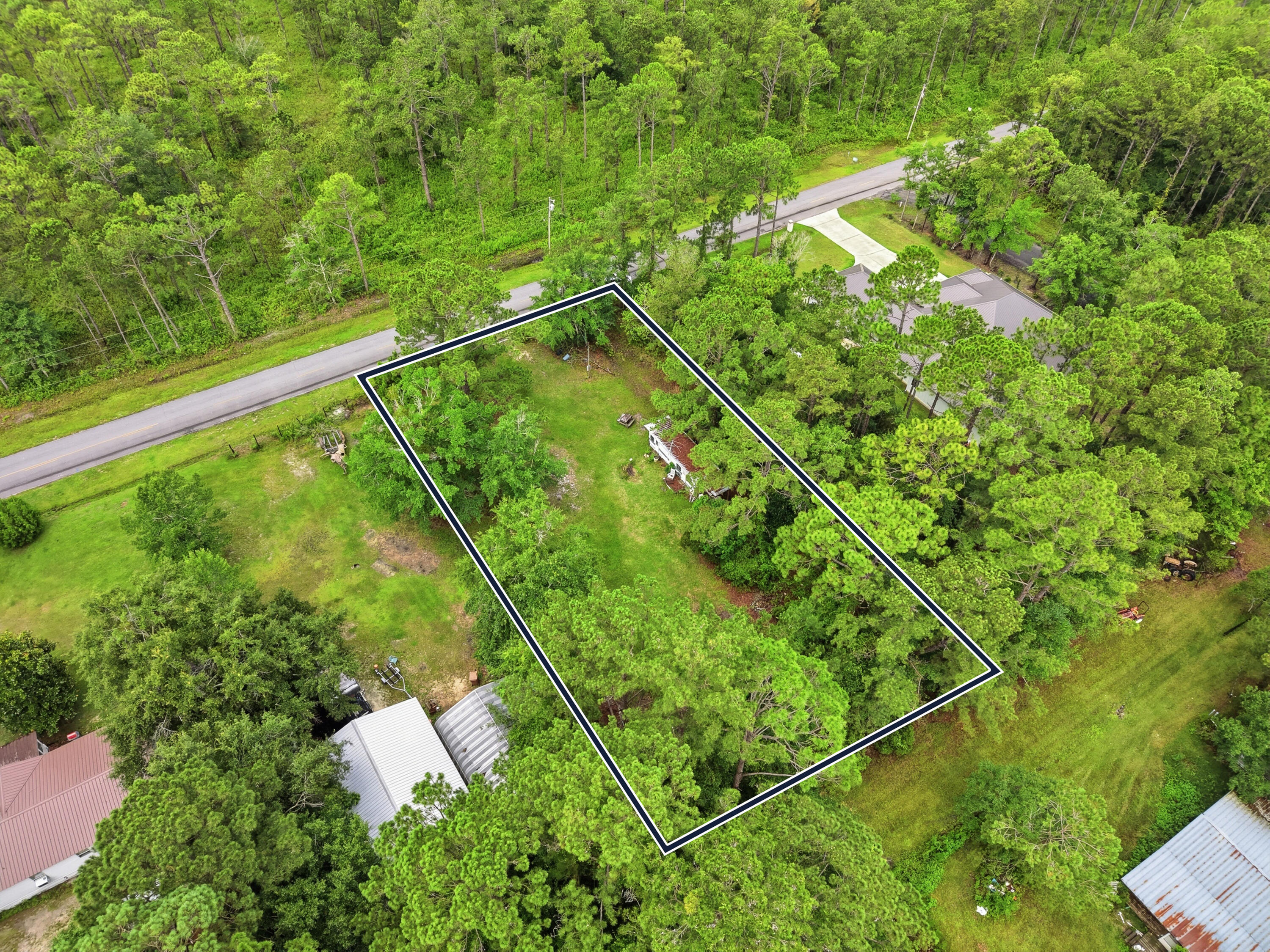 363 Jolly Bay Road Freeport, FL 32439 - Photo 3 of 10 363 jolly bay rd final-10