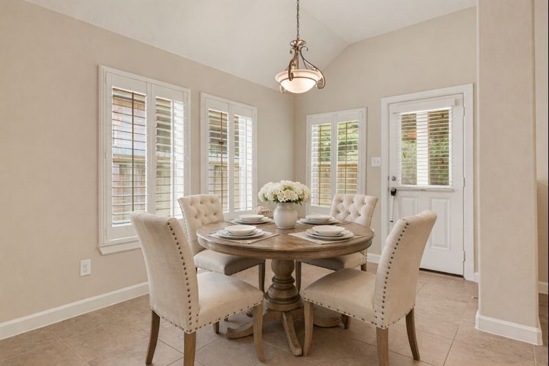 12818 Bridle Springs Lane Houston, TX 77044 - Photo 13 of 32 Virtually Staged Breakfast Area