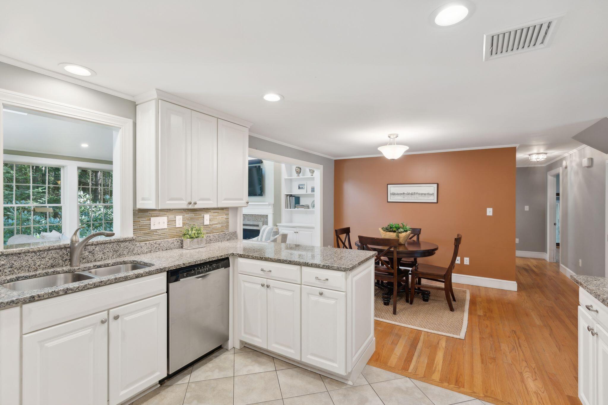 75 Applegate Lane, Unit 75 Falmouth, ME 04105 - Photo 10 of 30 24_DSC06979