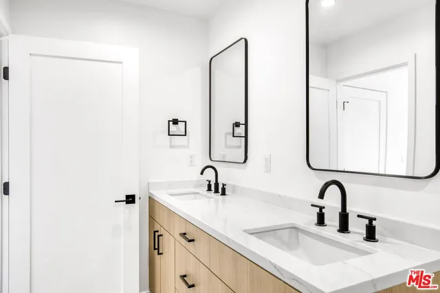 $3,795,000 | 10828 Hesby Street, North Hollywood, CA 91601