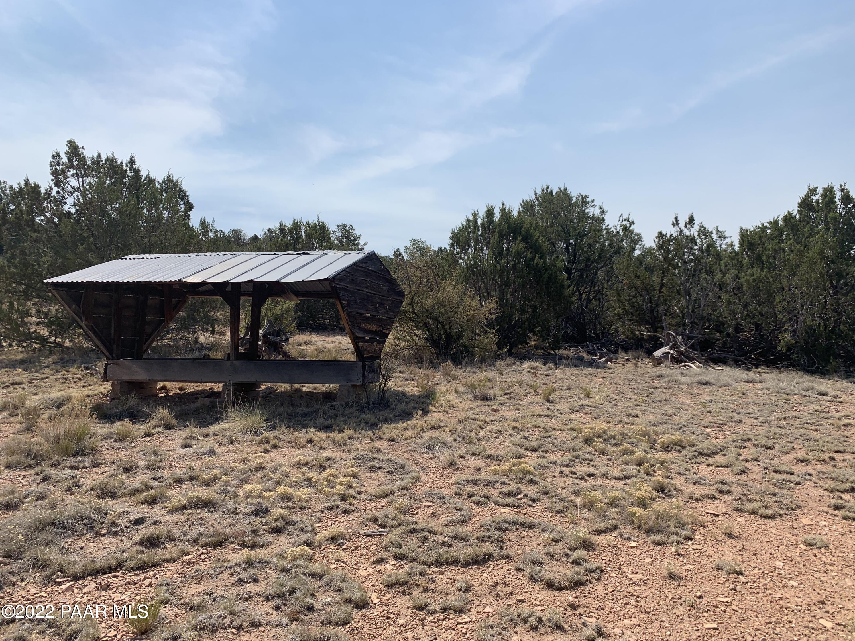18775 North Sullivan Buttes Road Prescott, AZ 86305 - Photo 15 of 17 Cattle Feeder