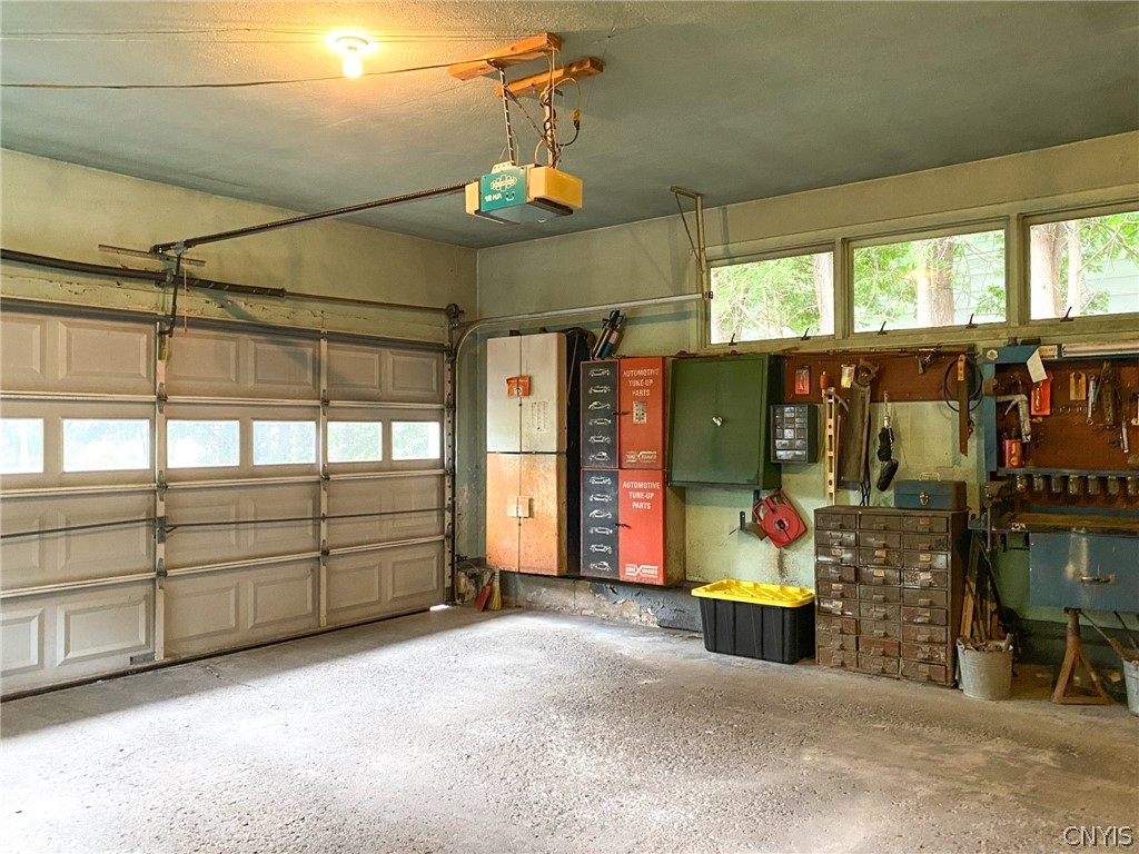 154 Paris Road New Hartford, NY 13413 - Photo 36 of 45