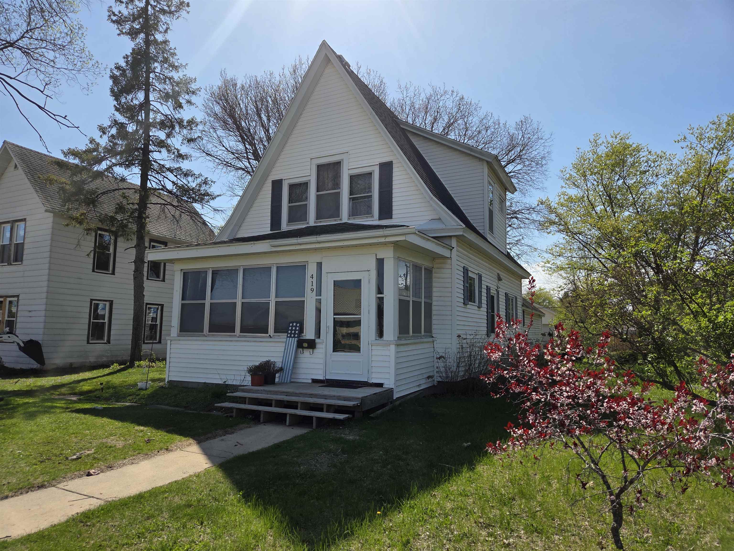 419 North Wisconsin Avenue Muscoda, WI 53573 - Photo 1 of 32