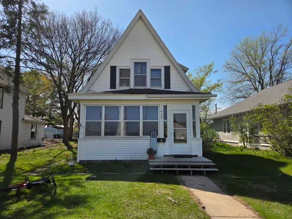 $235,000 | 419 North Wisconsin Avenue, Muscoda, WI 53573