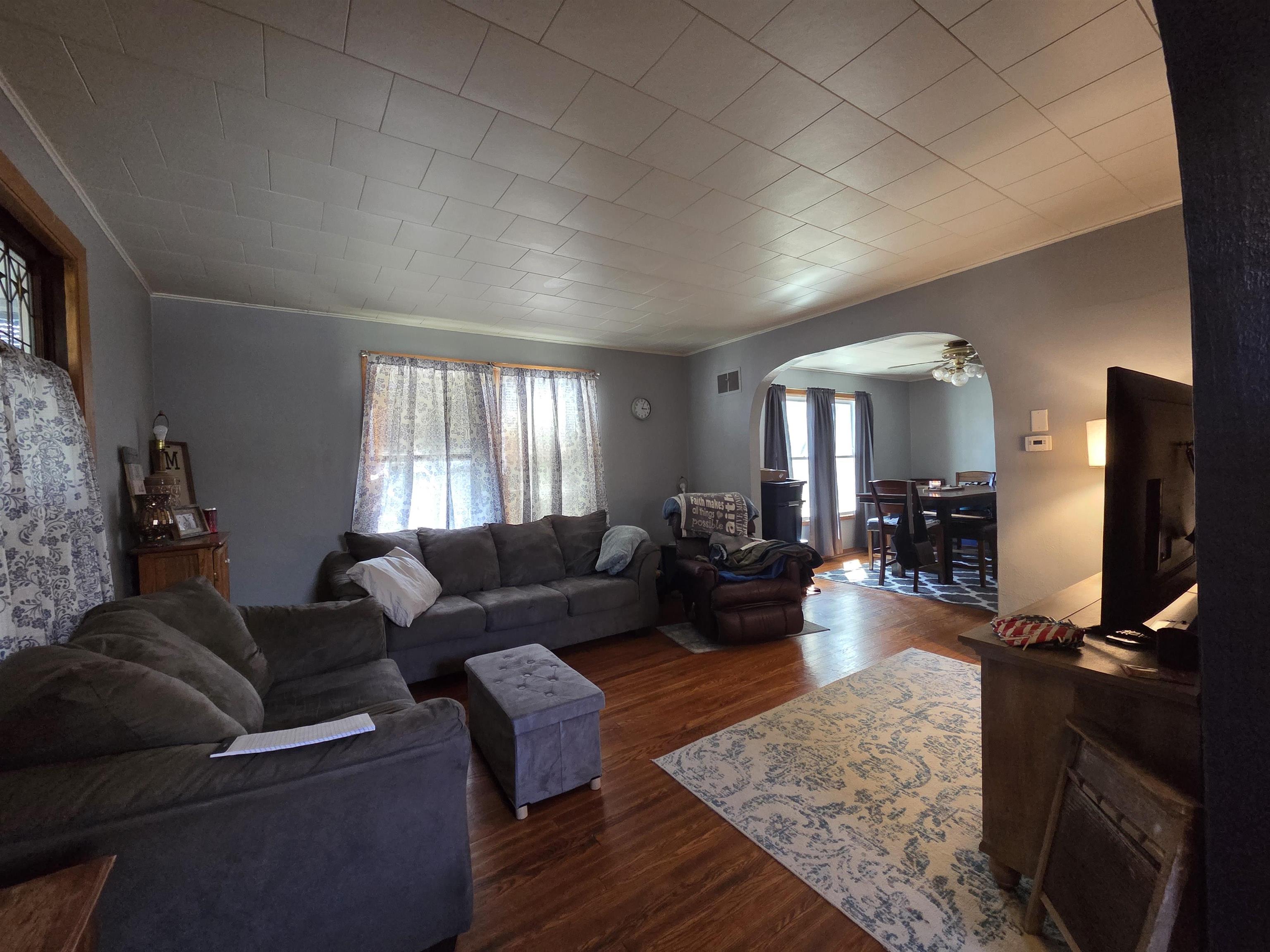 419 North Wisconsin Avenue Muscoda, WI 53573 - Photo 10 of 32