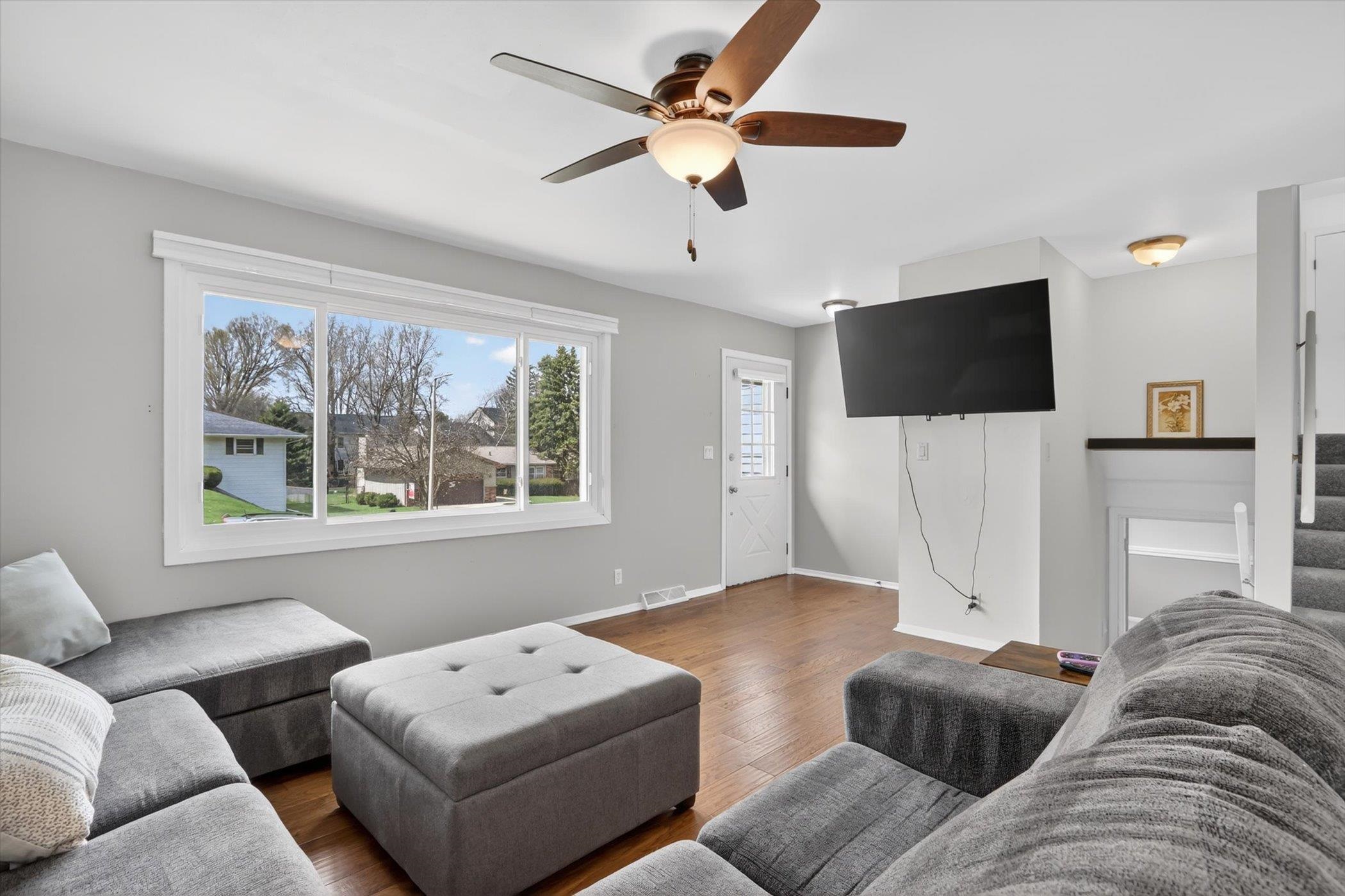 310 Ash Street Oregon, WI 53575 - Photo 6 of 49