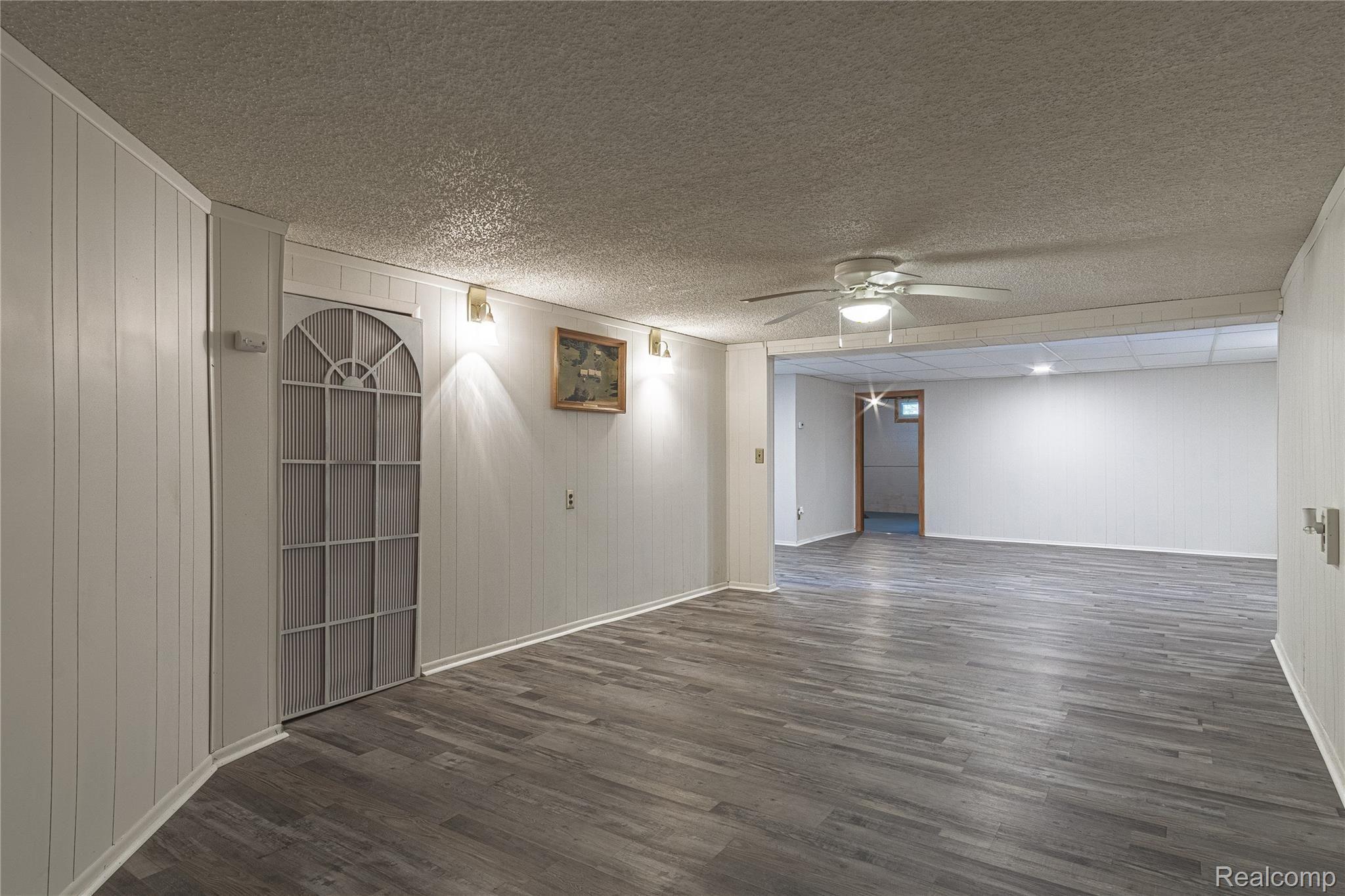 4302 East Lake Road Clio, MI 48420 - Photo 14 of 24 Interiors (35 of 42).jpg