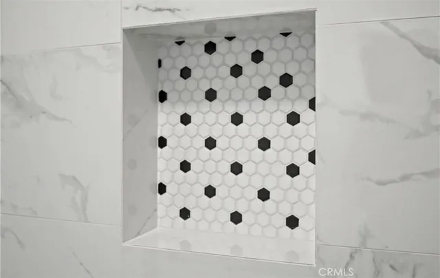 $380,000 | 18530 Hatteras Street, Unit 333, Tarzana, CA 91356