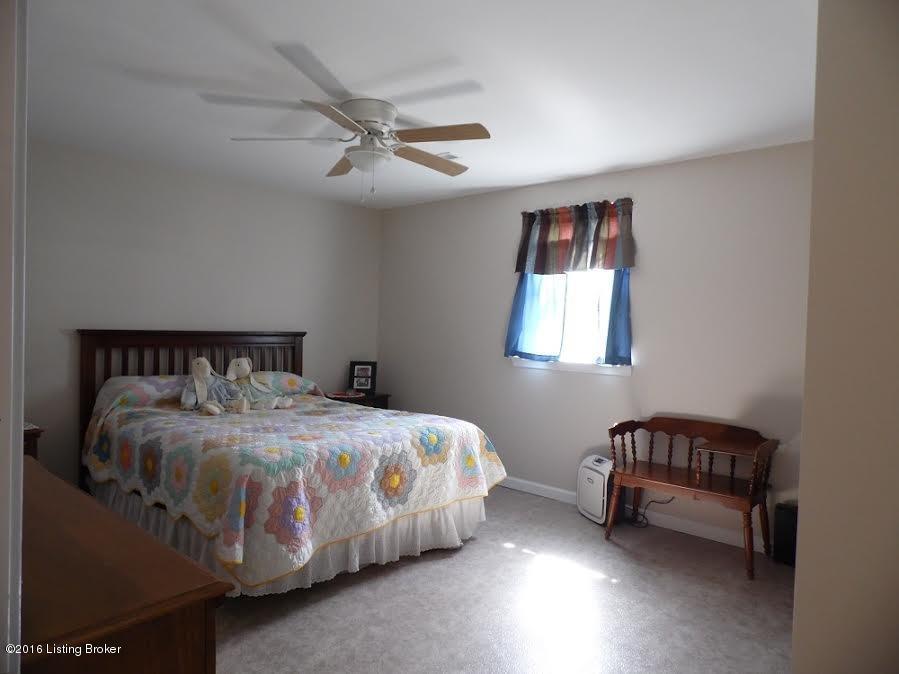 1700 Hickory Grove Road Lawrenceburg, KY 40342 - Photo 21 of 23 1607479_20