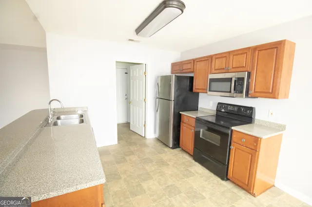 $1,800 | 8002 Ponderosa Pine Avenue, Statesboro, GA 30458