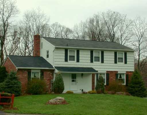 142 Tory Road Coraopolis, PA 15108 - Photo 1 of 6 Gallery Image 1