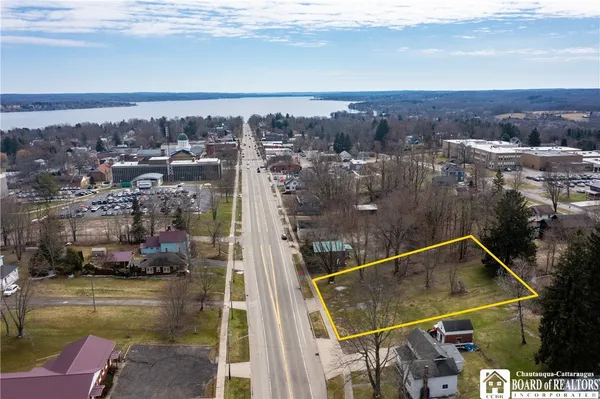$24,900 | 38-40 North Erie Street, Chautauqua, NY 14757