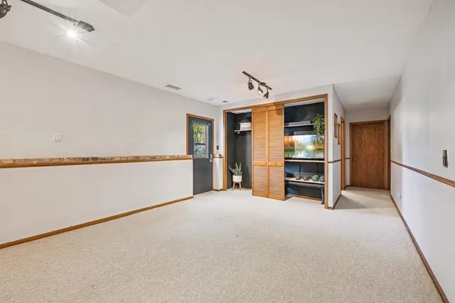 $525,000 | 9909 Oakland Avenue South, Bloomington, MN 55420