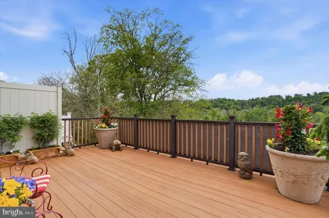 $449,000 | 26 Linda Lane, Aston, PA 19014